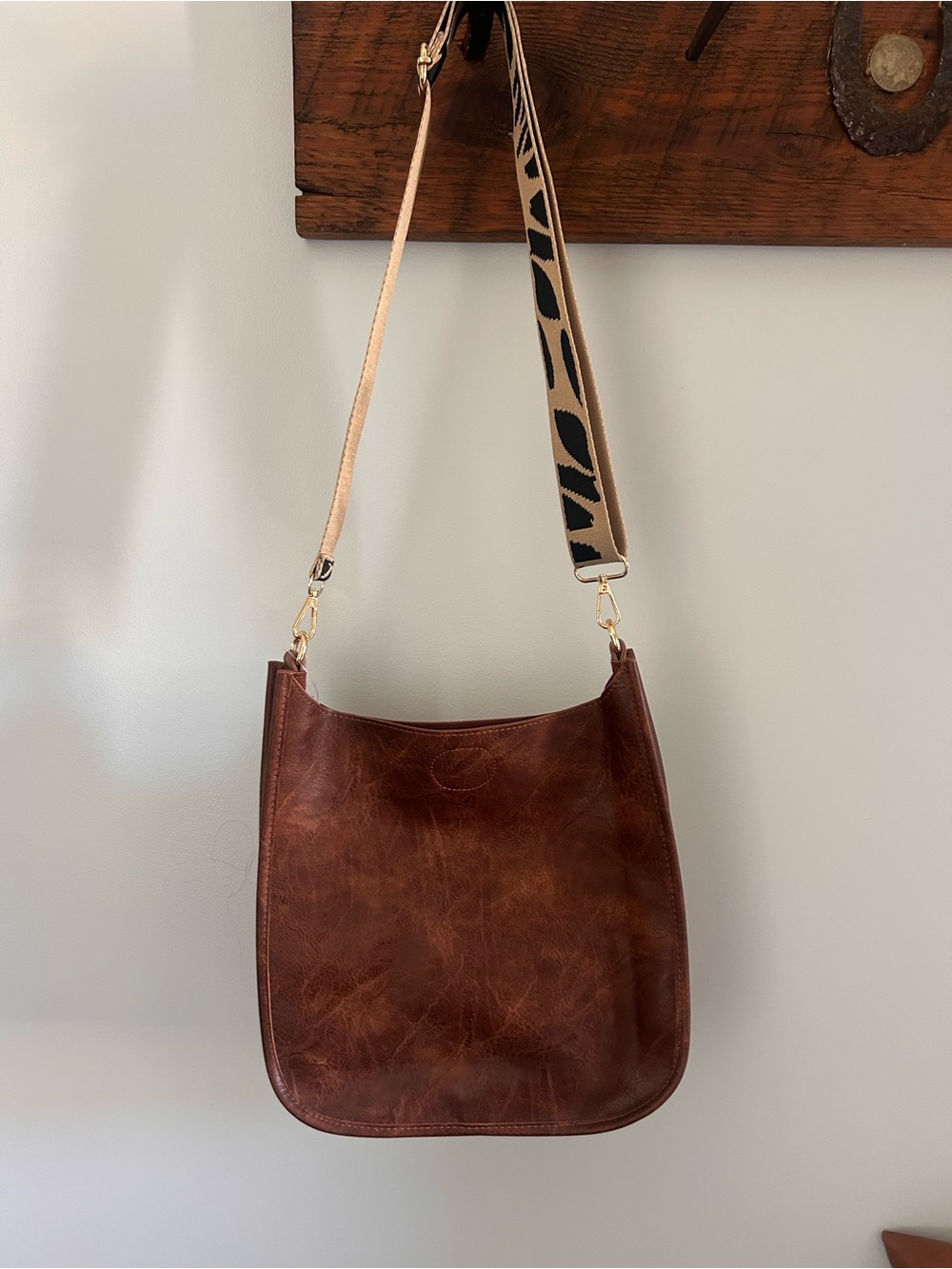 Classic Vegan Leather Messenger Bag - Picture 8 of 8